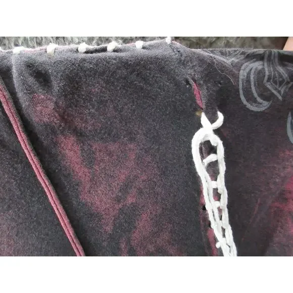 Affliction Live Fast Men’s XL Thin T-Shirt Red Black Gothic Cross Stitch USA - Picture 7 of 16